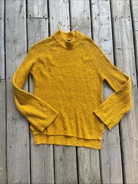 Brave Soul London Mustard Yellow Ribbed Mock Neck Sweater Size Small